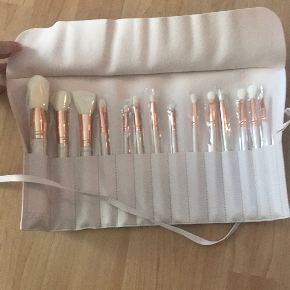 Brand new never used Colourpop brush set